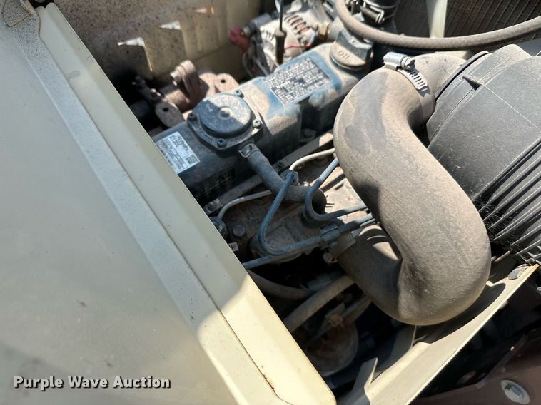 image for item NF9241 2013 Grasshopper 430D  ZTR lawn mower