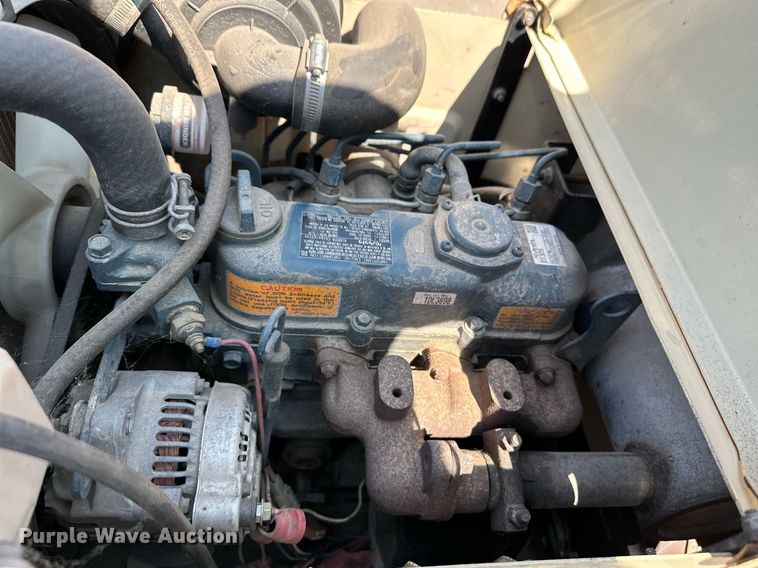 image for item NF9241 2013 Grasshopper 430D  ZTR lawn mower