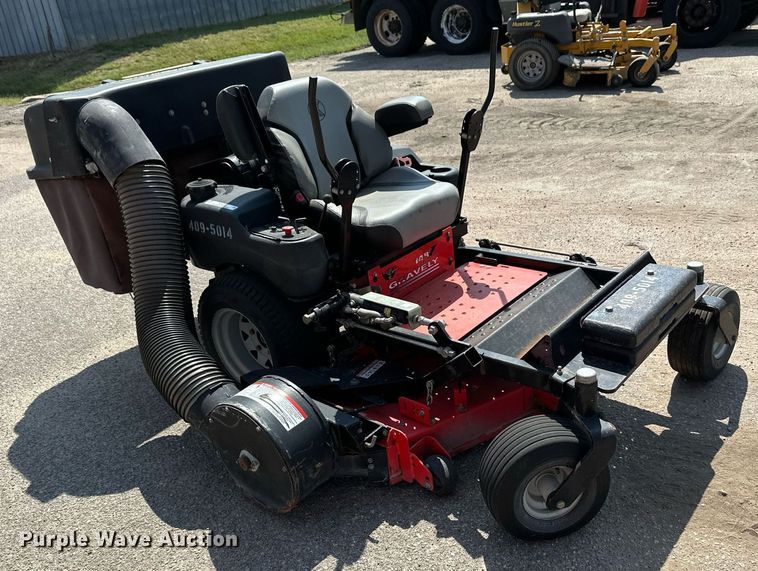 image for item NF9242 2003 Gravely 148Z  ZTR lawn mower