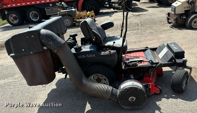 image for item NF9242 2003 Gravely 148Z  ZTR lawn mower