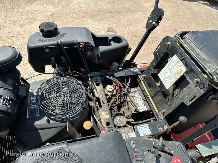 image for item NF9242 2003 Gravely 148Z  ZTR lawn mower