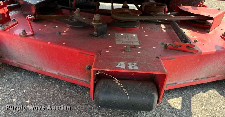 image for item NF9242 2003 Gravely 148Z  ZTR lawn mower