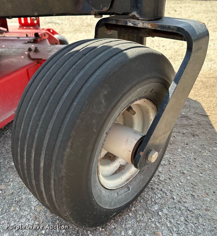 image for item NF9242 2003 Gravely 148Z  ZTR lawn mower