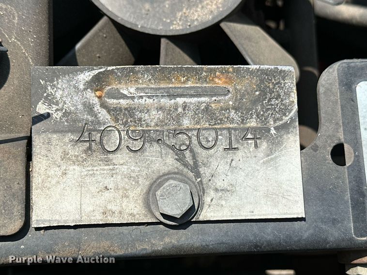 image for item NF9242 2003 Gravely 148Z  ZTR lawn mower