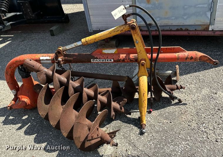 image for item NF9243 1997 Danuser F8  post hole auger