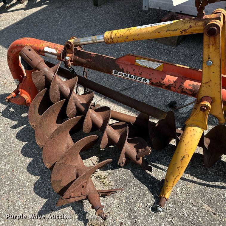 image for item NF9243 1997 Danuser F8  post hole auger