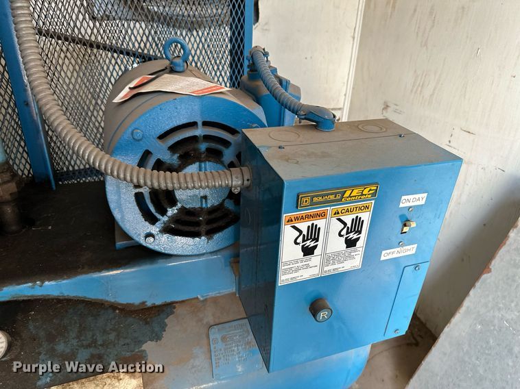 image for item NF9244 Manchester  air compressor