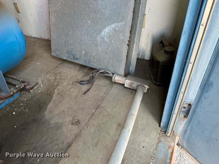 image for item NF9244 Manchester  air compressor