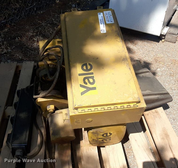 image for item NF9252 Yale KL3415R  chain hoist