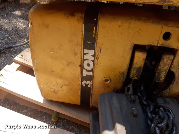 image for item NF9252 Yale KL3415R  chain hoist