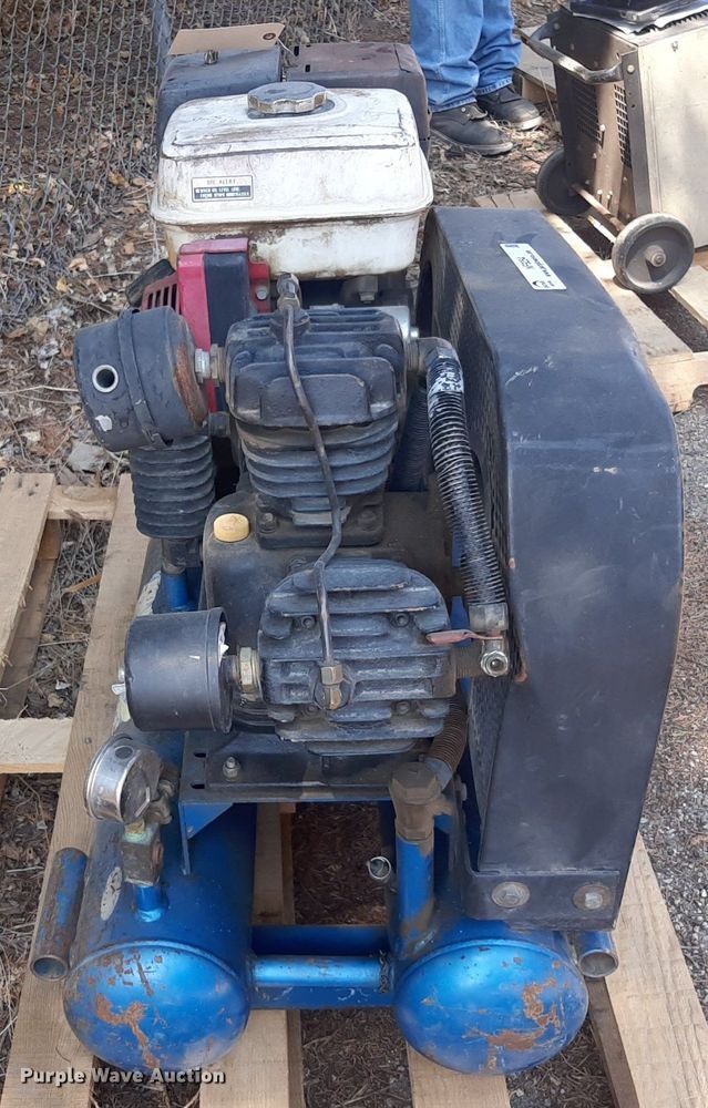 image for item NF9254 2005 Puma TUE8008G  air compressor