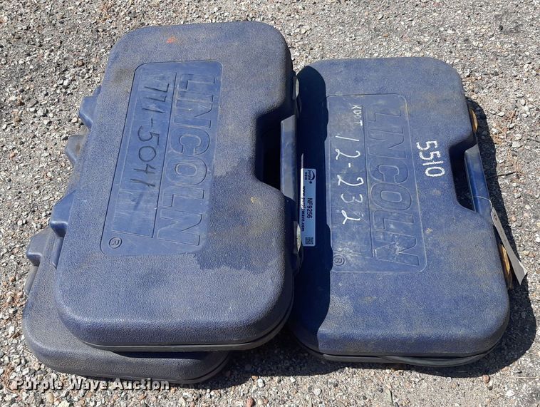 image for item NF9256 (3) Lincoln 1200 18V grease guns