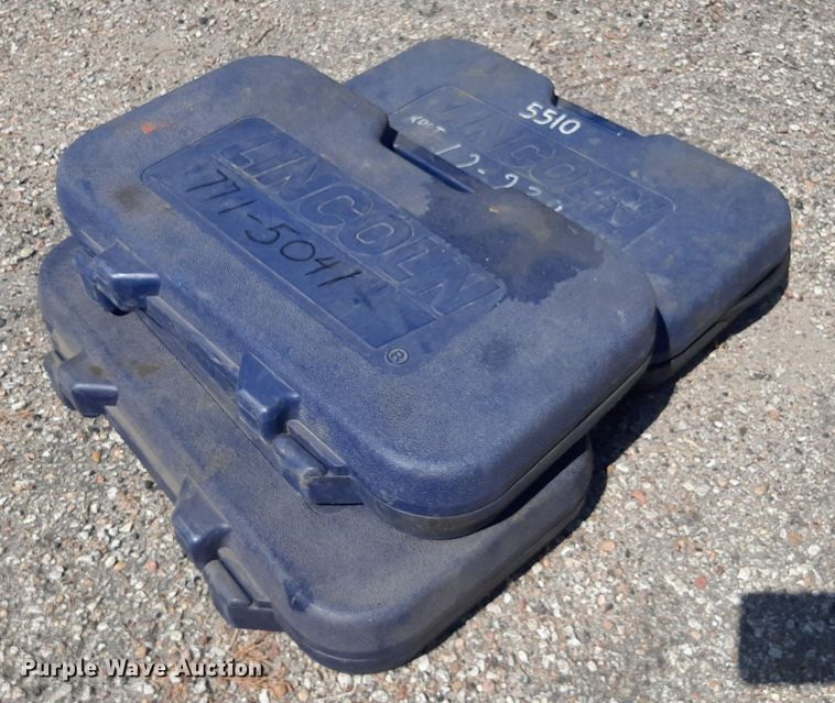 image for item NF9256 (3) Lincoln 1200 18V grease guns