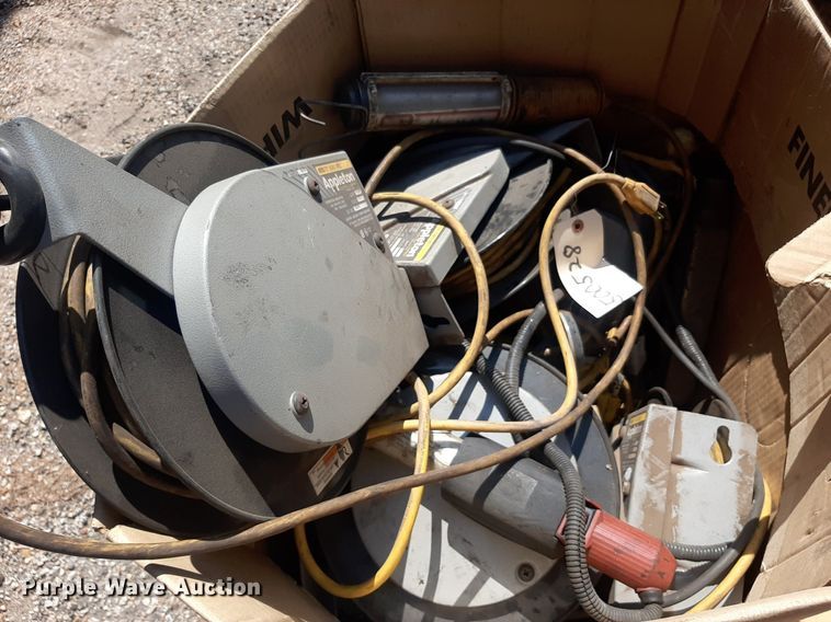 image for item NF9257 (6) retractable lights