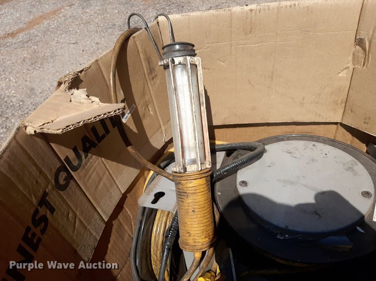 image for item NF9257 (6) retractable lights