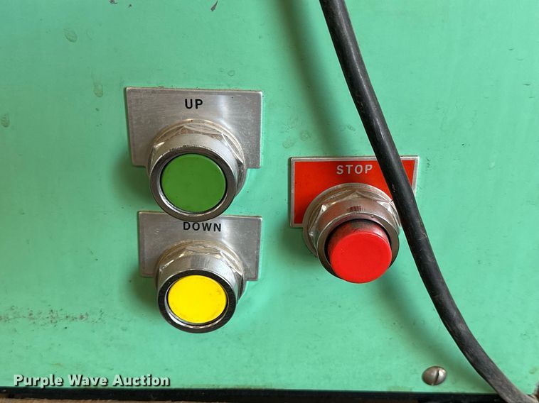 image for item NP9499 Marshall Pine AF850T  asphalt sample tester