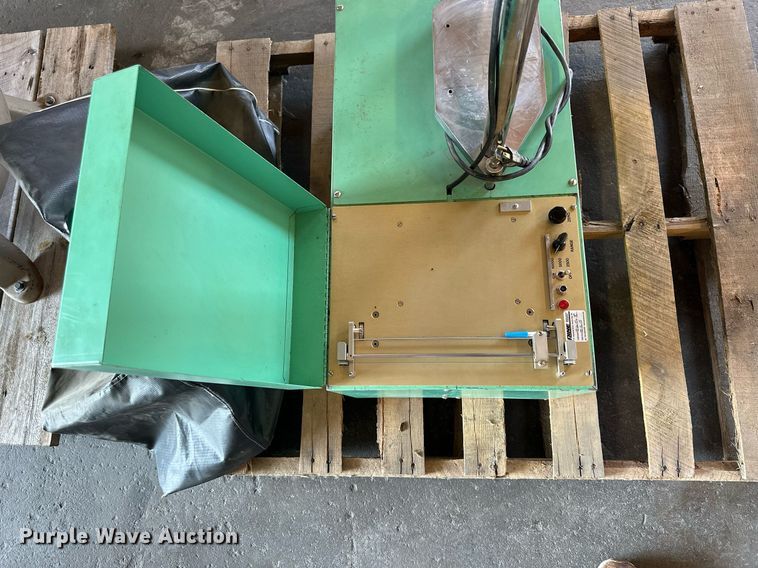 image for item NP9499 Marshall Pine AF850T  asphalt sample tester