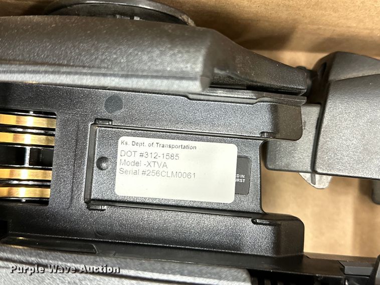 image for item NP9505 (114) Motorola radio adapters