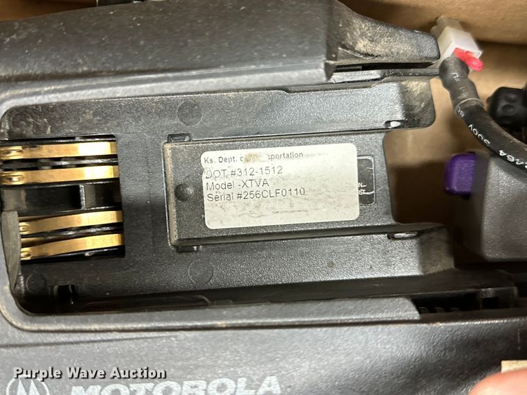 image for item NP9505 (114) Motorola radio adapters