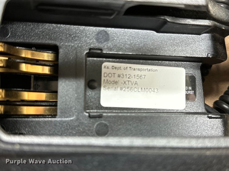 image for item NP9505 (114) Motorola radio adapters