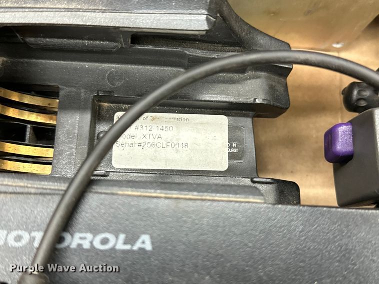 image for item NP9505 (114) Motorola radio adapters