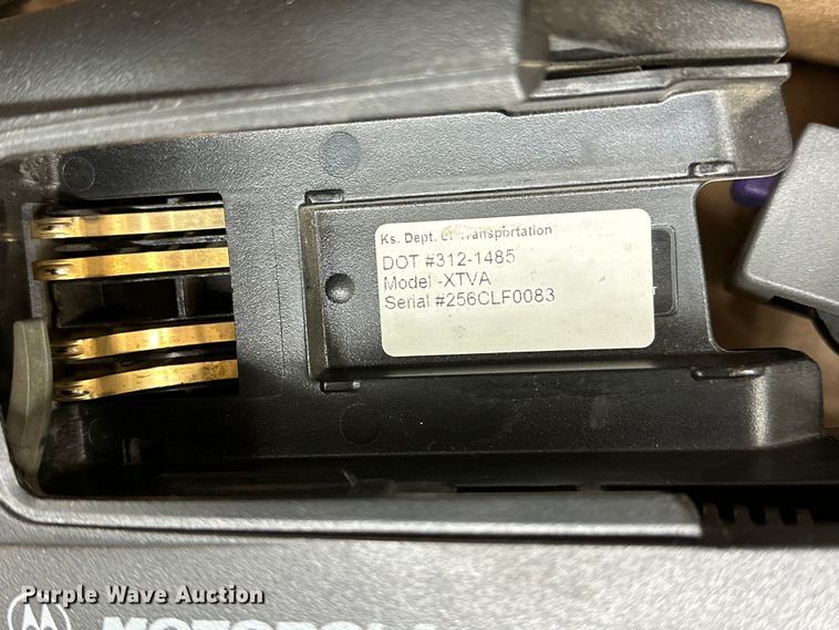 image for item NP9505 (114) Motorola radio adapters