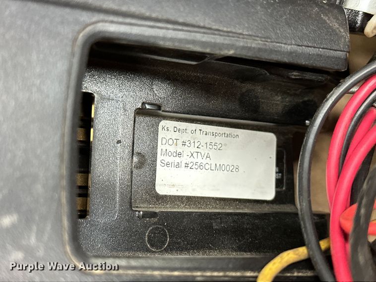 image for item NP9505 (114) Motorola radio adapters