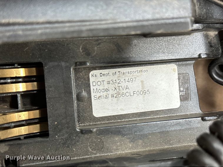 image for item NP9505 (114) Motorola radio adapters