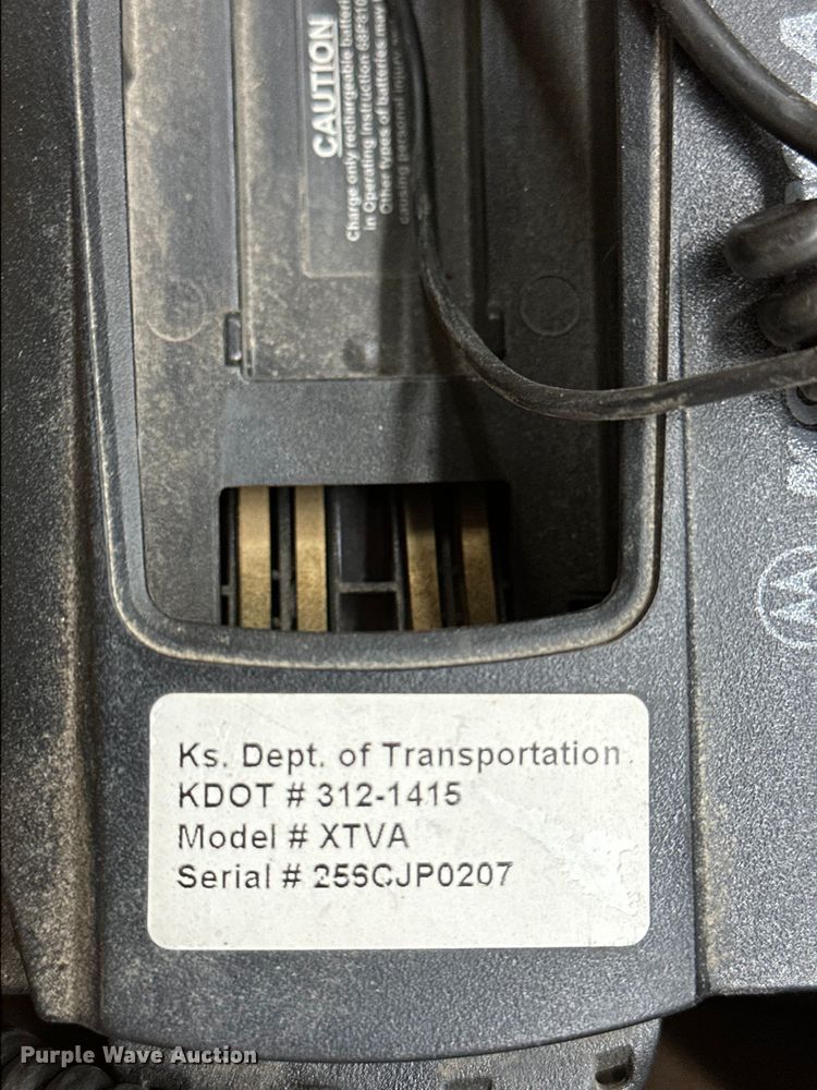 image for item NP9505 (114) Motorola radio adapters