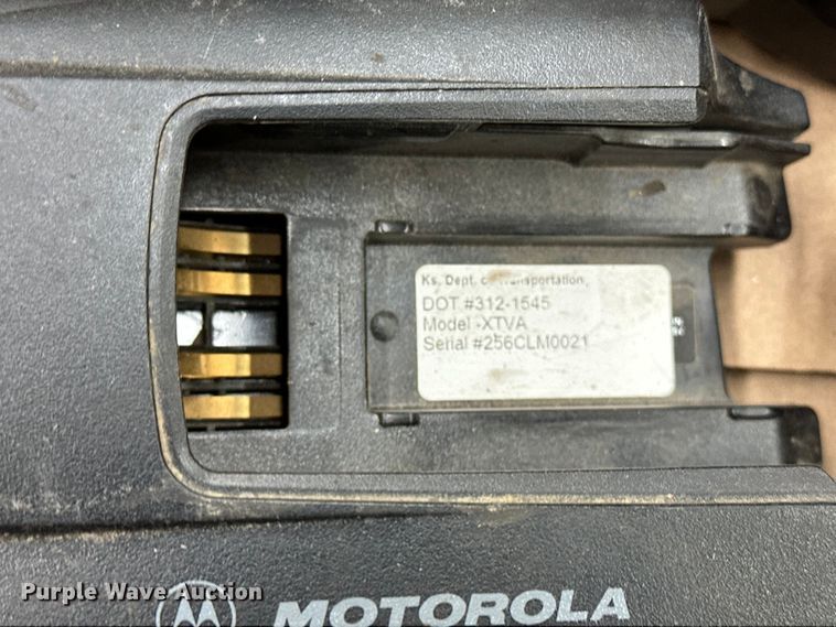 image for item NP9505 (114) Motorola radio adapters