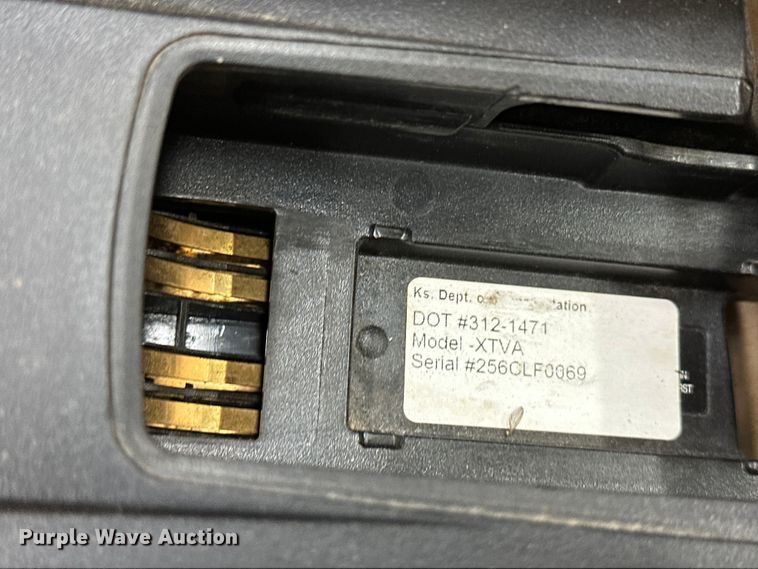 image for item NP9505 (114) Motorola radio adapters