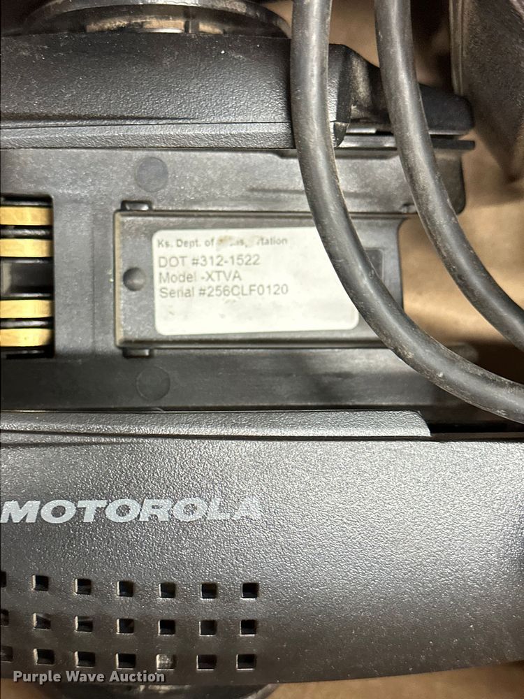 image for item NP9505 (114) Motorola radio adapters