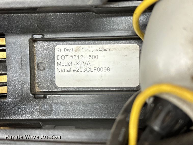 image for item NP9505 (114) Motorola radio adapters