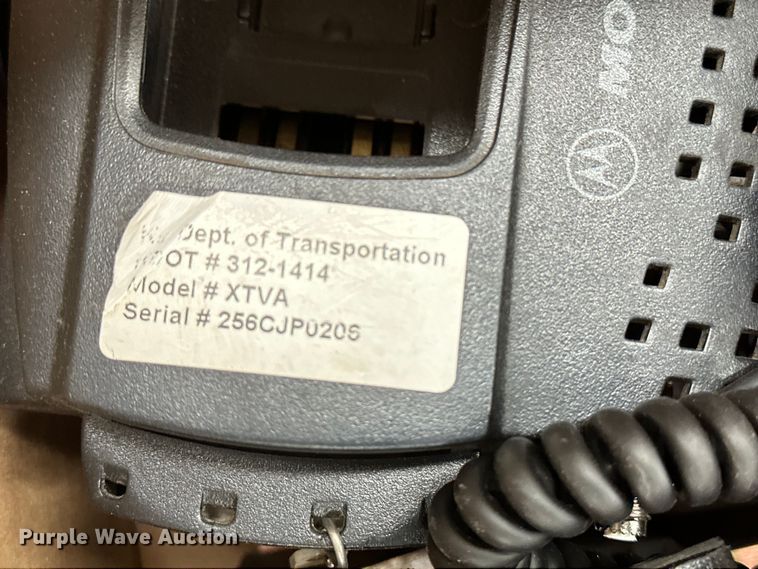 image for item NP9505 (114) Motorola radio adapters