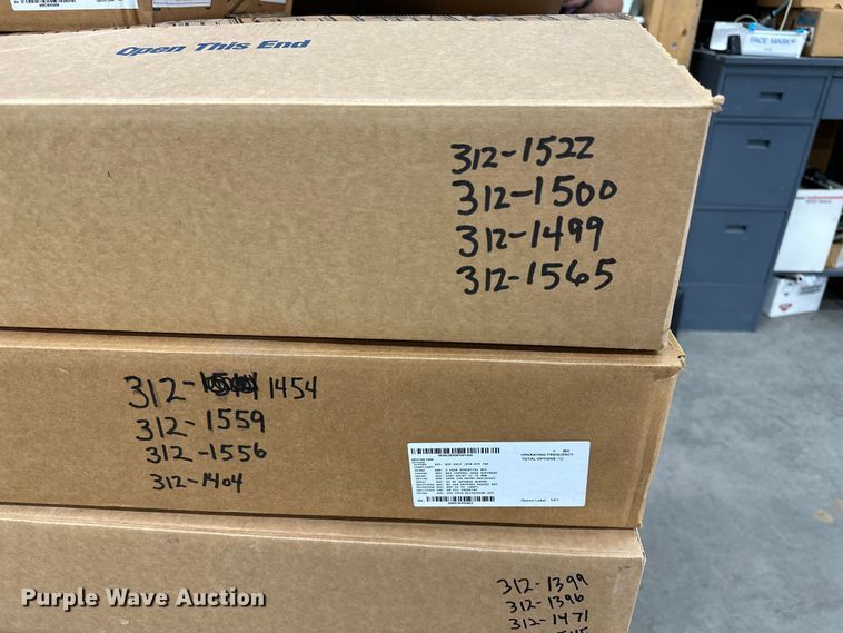 image for item NP9505 (114) Motorola radio adapters