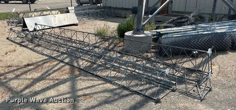 image for item NP9509 (4) radio towers