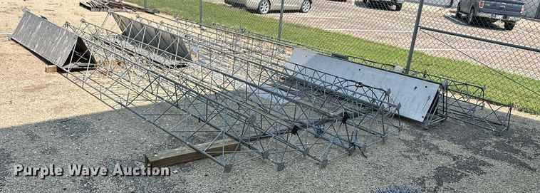 image for item NP9509 (4) radio towers