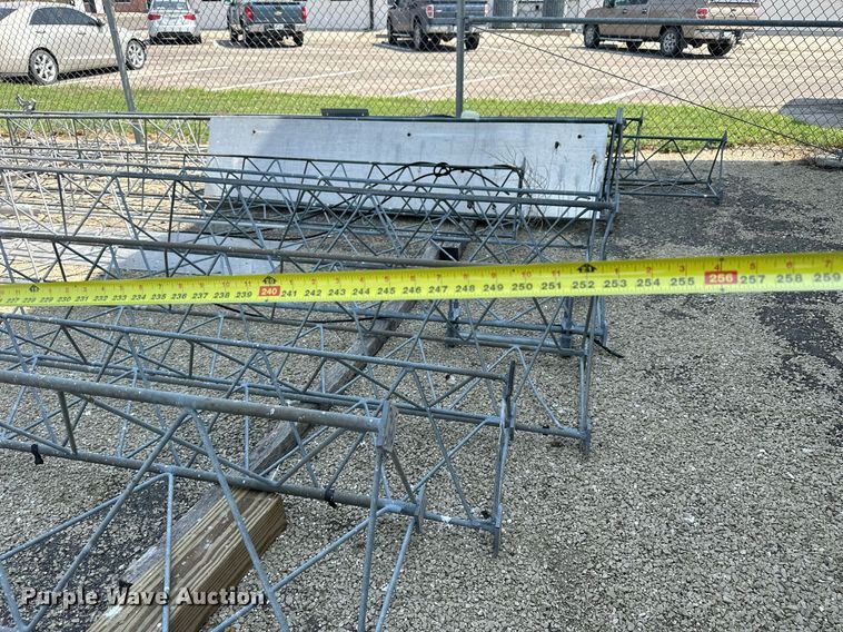 image for item NP9509 (4) radio towers