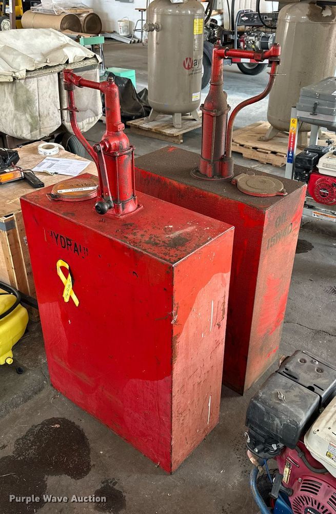 image for item NP9512 (2) 50 gallon tanks