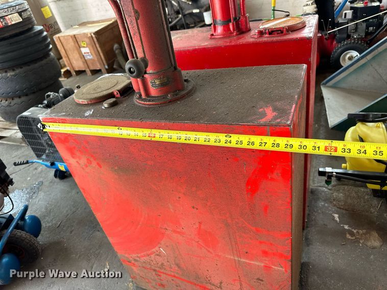 image for item NP9512 (2) 50 gallon tanks