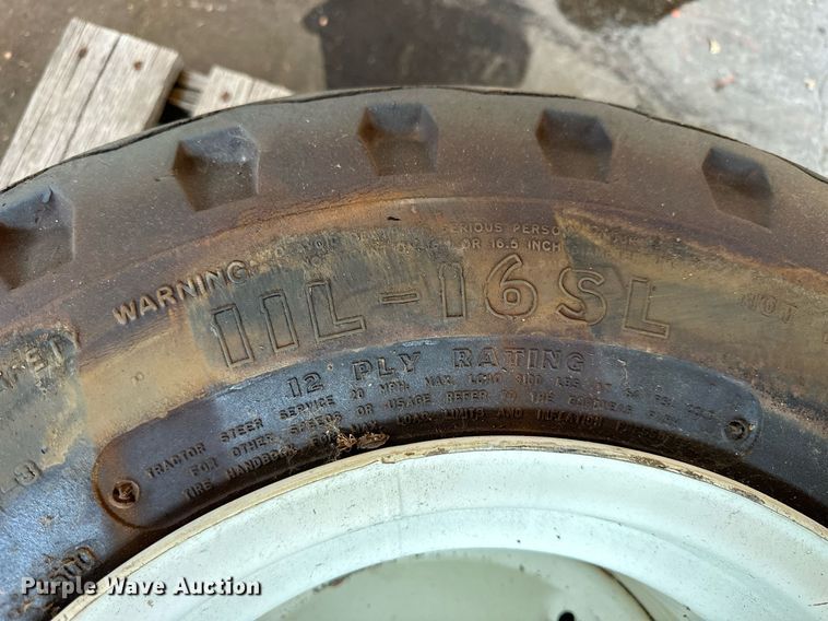 image for item NP9514 (4) tires and wheels