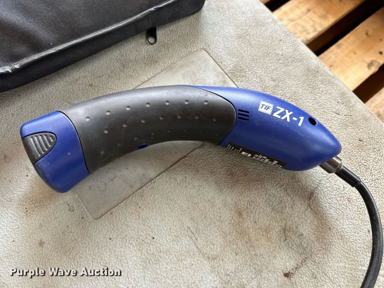 image for item NP9515 (12) tools