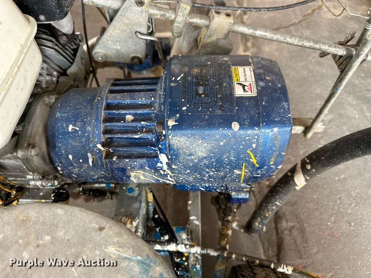 image for item NP9516 2001 Graco Line Lazer II 5900  paint striper