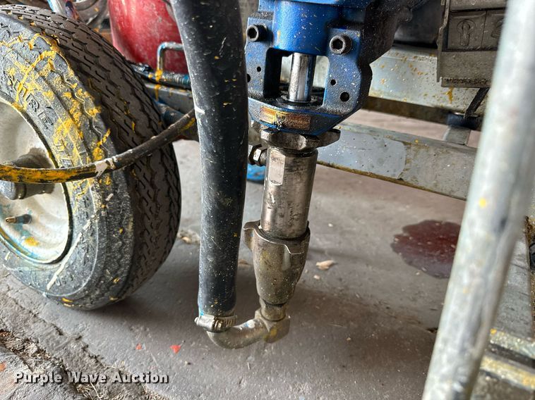 image for item NP9516 2001 Graco Line Lazer II 5900  paint striper