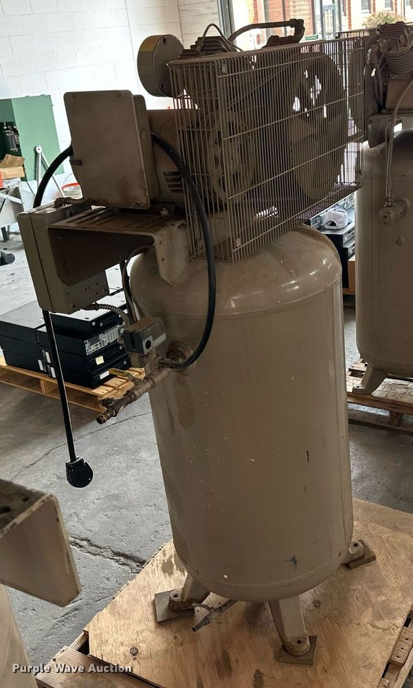 image for item NP9518 1994 Wayne TRU5N  air compressor