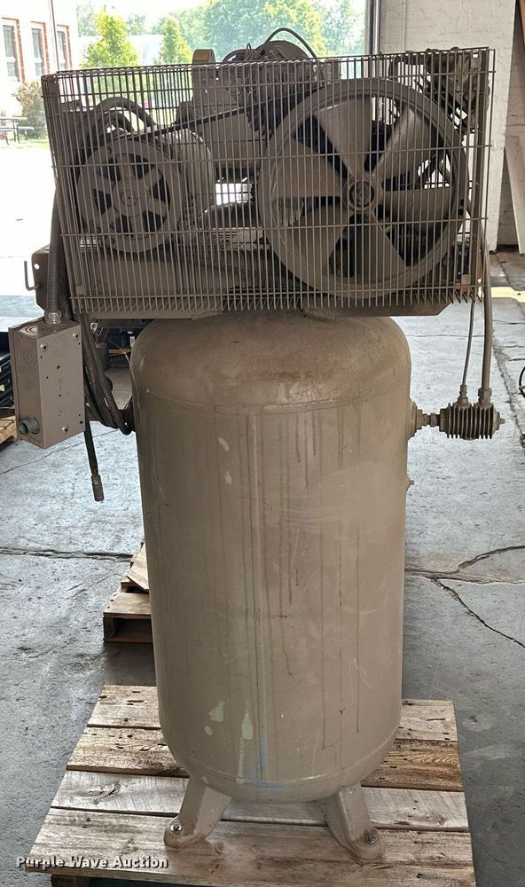 image for item NP9519 1994 Wayne TRU5N  air compressor