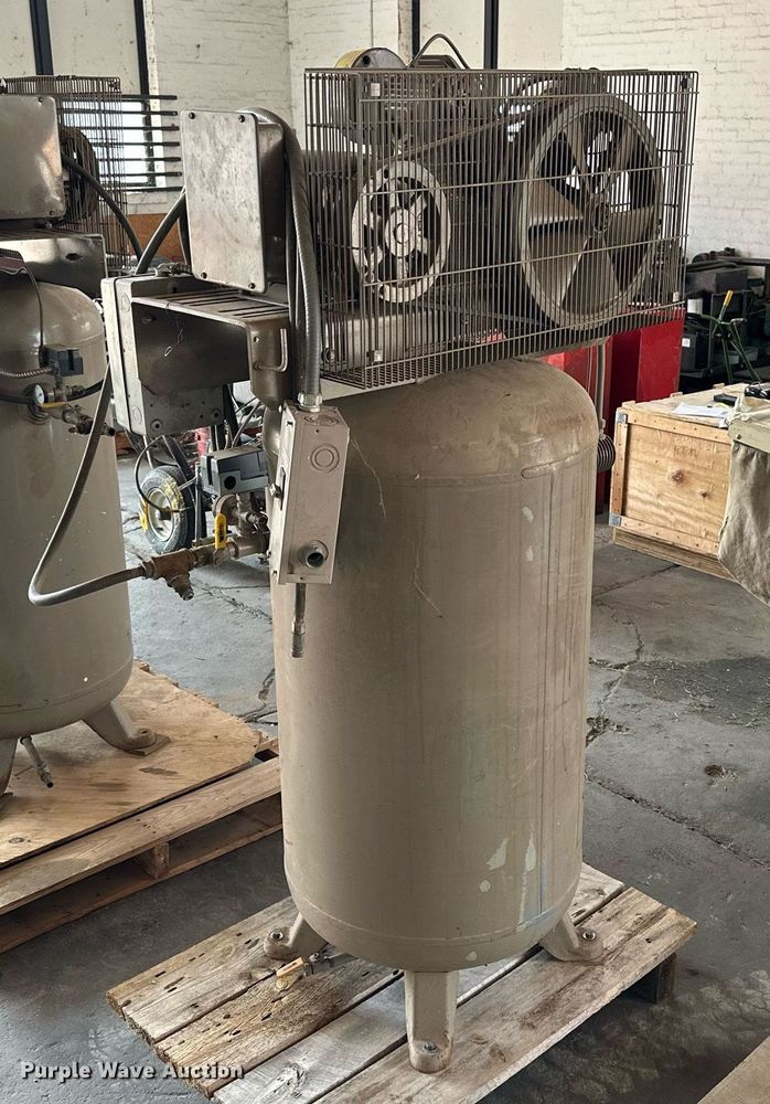 image for item NP9519 1994 Wayne TRU5N  air compressor