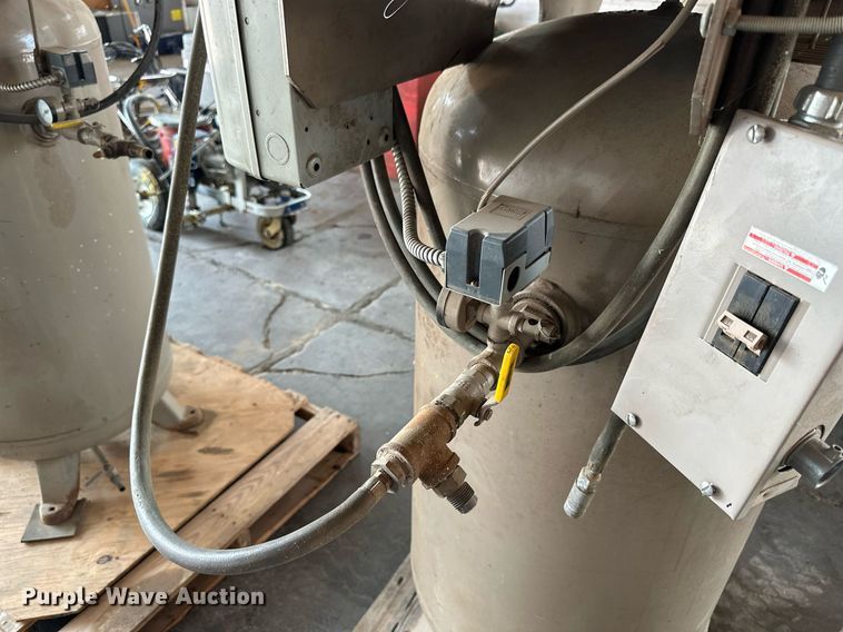 image for item NP9519 1994 Wayne TRU5N  air compressor