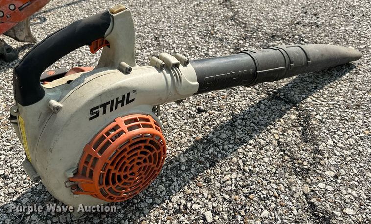 image for item NV9273 Lawn and garden equipment