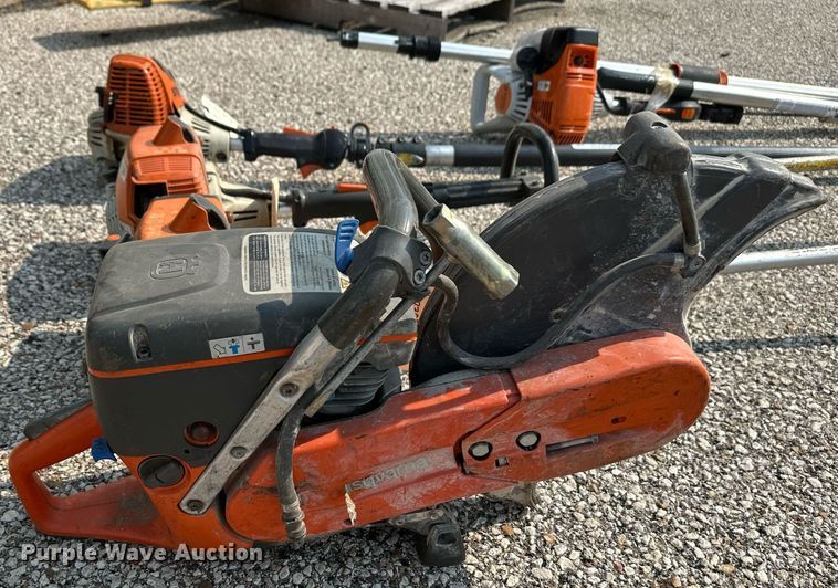 image for item NV9273 Lawn and garden equipment